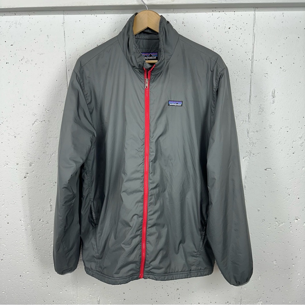Patagonia x Showtime Men’s Size Large Gray & Red Mid Weight Jacket
